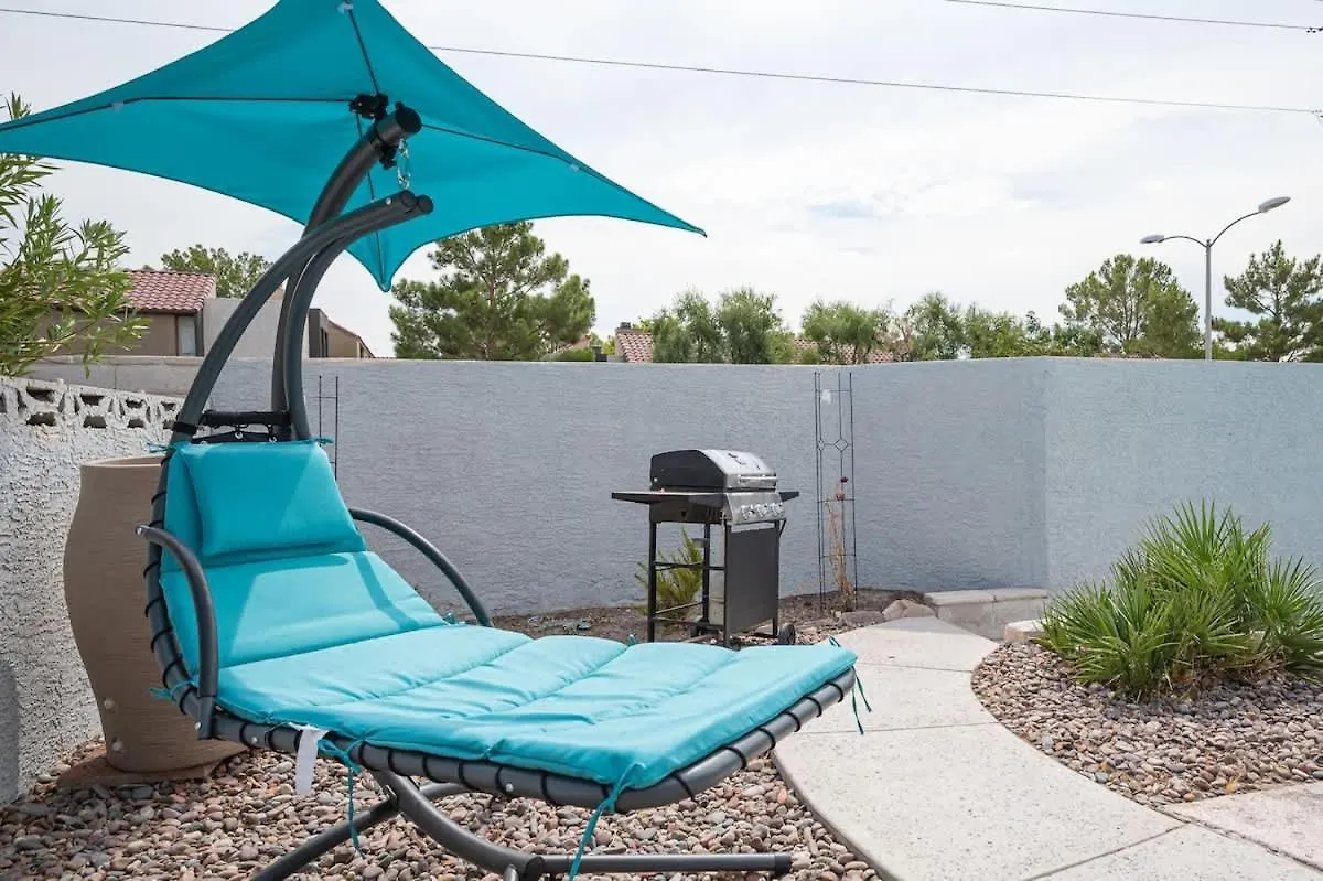 Poolside Paradise On The Strip ラスベガス